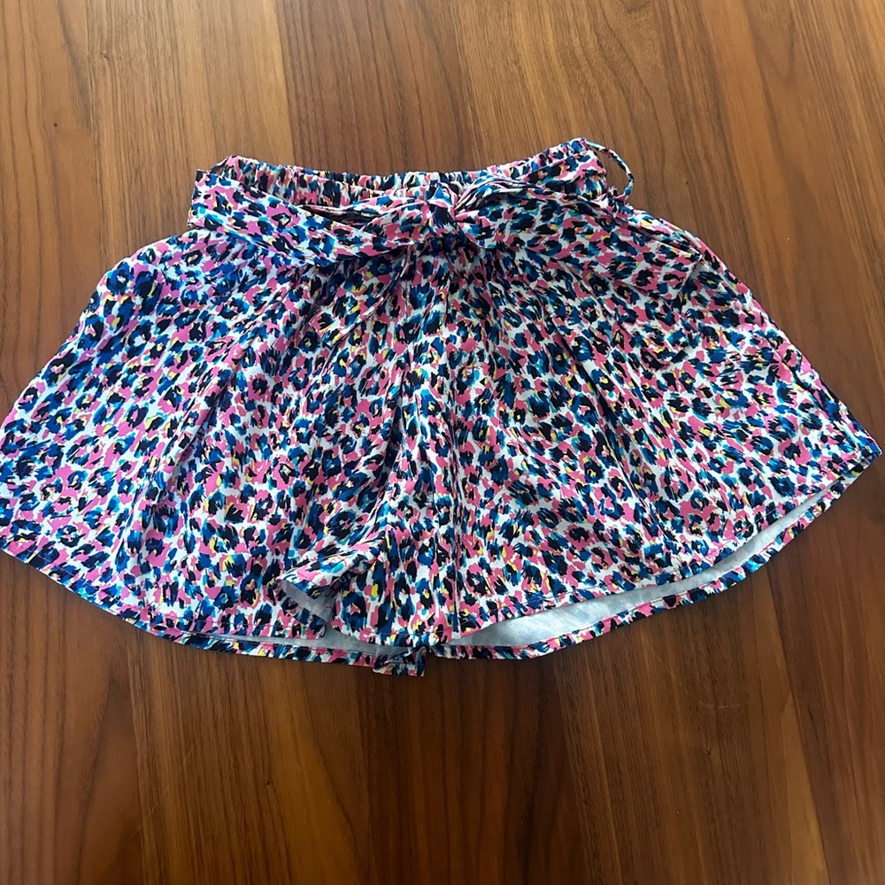 Mini Molly girls shorts with belt size 4/6